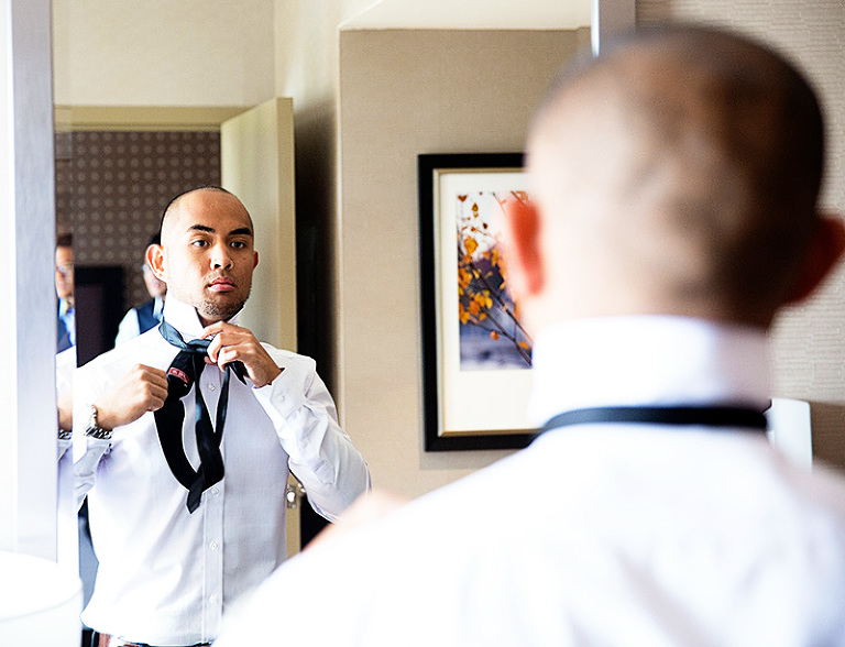 GroomsPreparation-52